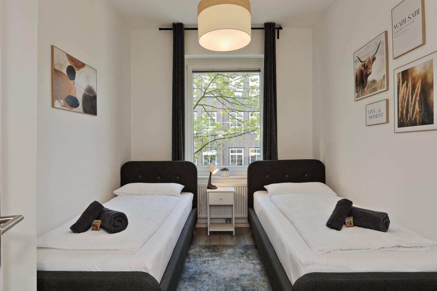 Modernes Apartment Mit Garage & Ps4 Von Stay Your Way Essen Exterior photo