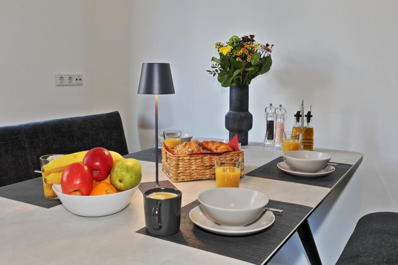 Modernes Apartment Mit Garage & Ps4 Von Stay Your Way Essen Exterior photo